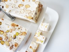 Torrone Bianco con Pistacchi a Domicilio