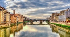 Firenze tour a piedi con aperitivo per 2