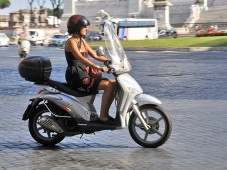 Noleggio Scooter  & Soggiorno 2 Notti
