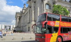 Berlin traditional bus tour