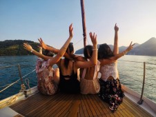 Weekend in Barca a Vela tra Ischia, Procida e Vivara per 4 Amici