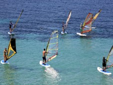 Introduzione al windsurf - 1 ora & soggiorno 1 notte