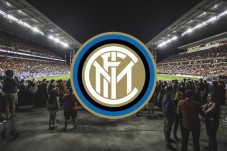 Cofanetto Regalo Inter Silver per 4 con Cena e Soggiorno di 1 Notte