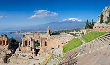 Visita in Jeep di una giornata sul Monte Etna da Taormina