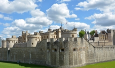 Torre di Londra- Junior ticket: biglietti d'ingresso e tour dei gioielli e delle guardie della Corona