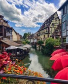 Regalo Viaggio Alsazia per 1 Persona – Colmar & Strasburgo tra Storia, Cioccolato e Relax