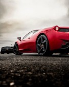 Guida una Ferrari F458 Italia 9 Giri Circuito Autodromo di Lombardore a Torino