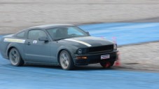 Esperienza di Drifting in Mustang per 2 Persone con pernottamento