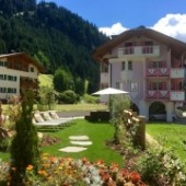 Fuga Romantica & Ingresso Giornaliero QC Terme Dolomiti  in Trentino