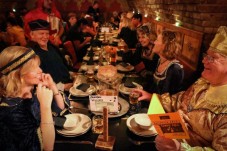 Serata da vero cavaliere - Banchetto e cinema a Verona