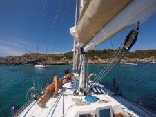 Barca a vela in Sardegna ad Alghero