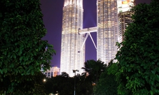 Trasferimenti di andata e ritorno dall'aeroporto con biglietti in omaggio per le Petronas Twin Towers