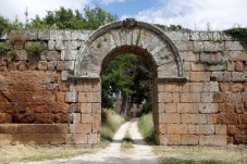 l’Antica Falerii Novi, Cavi degli Zucchi, le Vie Cave Etrusche
