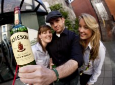 Tour di degustazione whisky alla distilleria Jameson di Dublino 