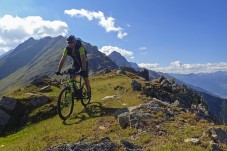 Pacchetto Tour in bici delle masserie con pranzo km0