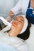 Trattamento Viso con Radiofrequenza di 45’
