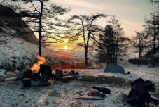 Corso su come sopravvivere persi nel bosco