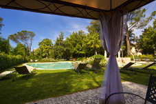 Benessere di coppia in una spa in Umbria con hotel