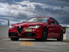 Giro in pista con Alfa Giulia