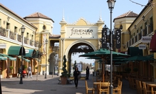 Fidenza Village: shopping tour da Milano