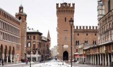 Pacchetto giro in Ferrari a Ferrara e Biglietti Museo Enzo Ferrari di Modena