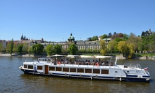 Crociera con pranzo sul fiume a Praga in compagnia di una guida e servizio di pick-up presso l'hotel