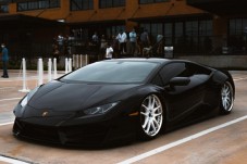 Esperienza unica con Lamborghini Huracan EVO