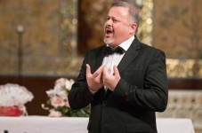 Pacchetto Gold  – Opera al Teatro Carlo Felice di Genova in Galleria