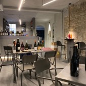 Degustazione di vini con abbinamento gastronomico sul Lago di Como
