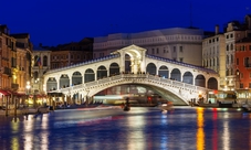 Leggende e fantasmi di Venezia: tour serale a piedi per due persone