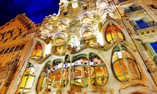 Tour di Casa Batllò e della Sagrada Familia con ingresso prioritario