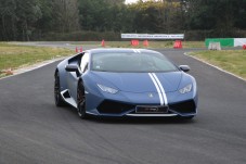 Guida Lamborghini Huracan AVIO 6 giri