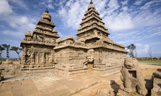 A full day excursion to Mahabalipuram en-route visit Dakshinachitra