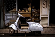 Noleggio Vespa 50 Special Bologna