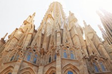 Tour express con biglietti salta fila per Sagrada Familia e torre