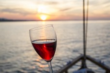 Aperitivo in Barca alle Cinque Terre