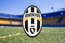 Cofanetto Juventus Partita Silver con Cena e Pernottamento per 2