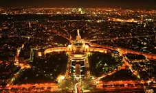 Visita guidata notturna sulla Torre Eiffel con biglietti salta fila