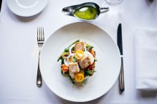 Regala un corso di cucina a base di pesce