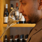 Degustazione di vino nel centro di Torino