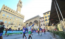 Firenze Marathon con Hotel, cena, navetta e biglietti salta-fila per la Galleria degli Uffizi