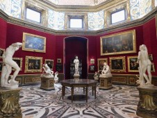 Tour in gruppo della Galleria degli Uffizi con biglietti salta fila