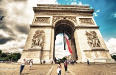 Tour degli Champs Elysees e tramonto biglietto salta-fila per Arc de Triomphe