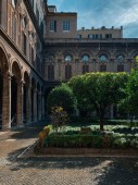 Ingresso riservato alla Galleria Doria Pamphilj con audioguida su smartphone