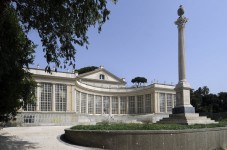 Tour privato di Villa Torlonia e del quartiere di Coppede a Roma