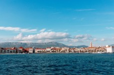 Viaggio Regalo a Spalato in Coppia: Centro Storico UNESCO, Hotel 3/4* e Tour Privato in Speedboat