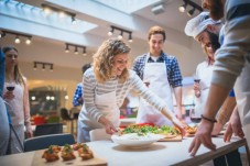 Corso di Cucina 'I Dolci al Cucchiaio' in Compagnia