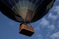 Parapendio e Mongolfiera con Fuga Romantica per coppia