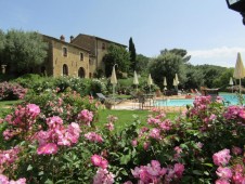 Yoga e Meditazione al Femminile | Ecoresort in Umbria