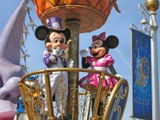 Ingresso Disneyland Paris con lampada Disney
